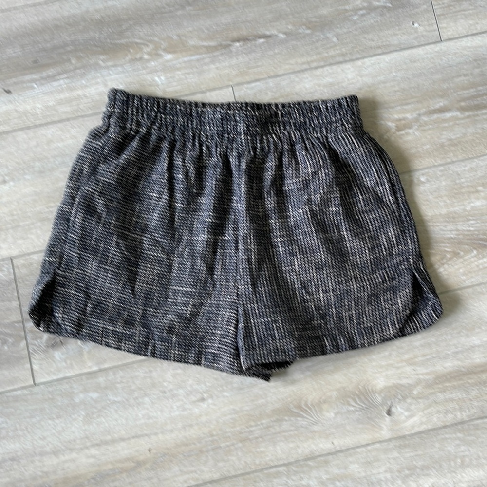 Wishlist plaid shorts with elastic waistbands size Large